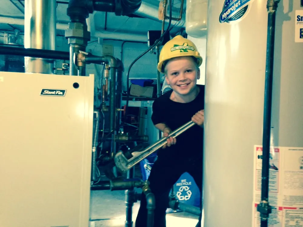 Slide of Verne & Ellsworth Hann