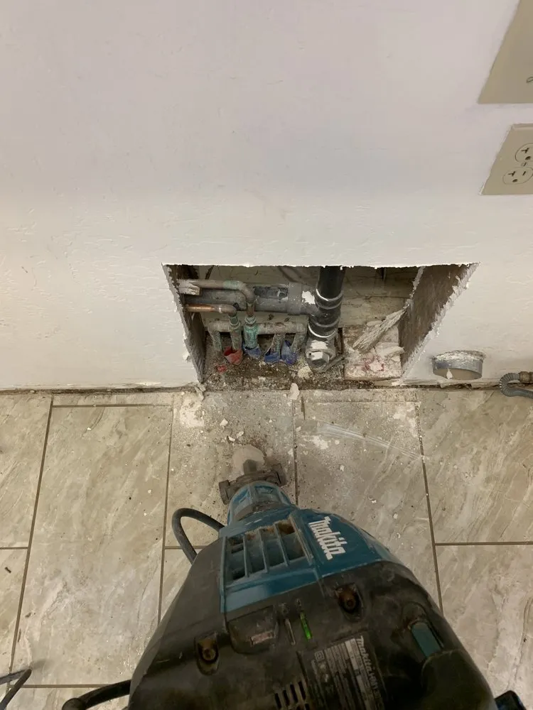 Affordable drain cleaning experts serving Phoenix, AZ - Veterans Plumbing and Drain Cleaning