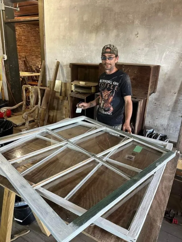 Slide of Via Solutions Handyman Services