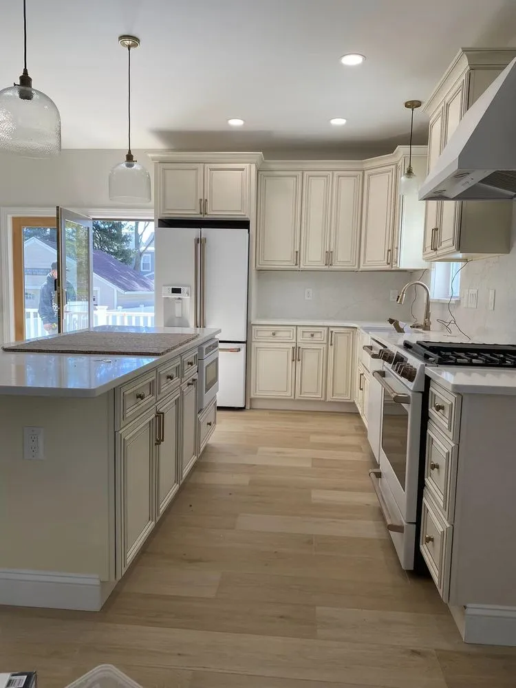 Slide of Vic Construction