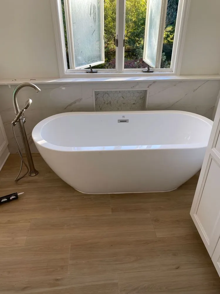 Slide of Vic Construction