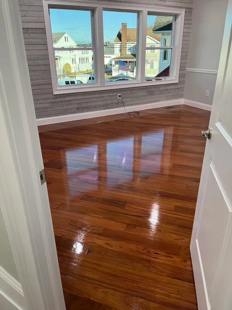 Slide of Vic Construction