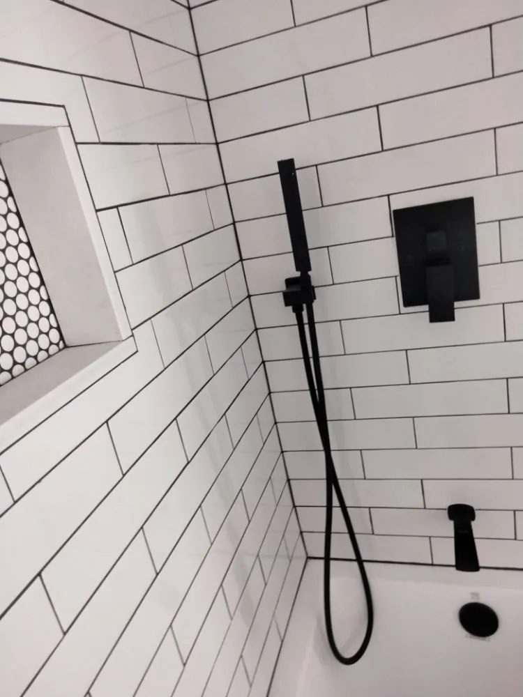 Slide of Vicente's Plumbing