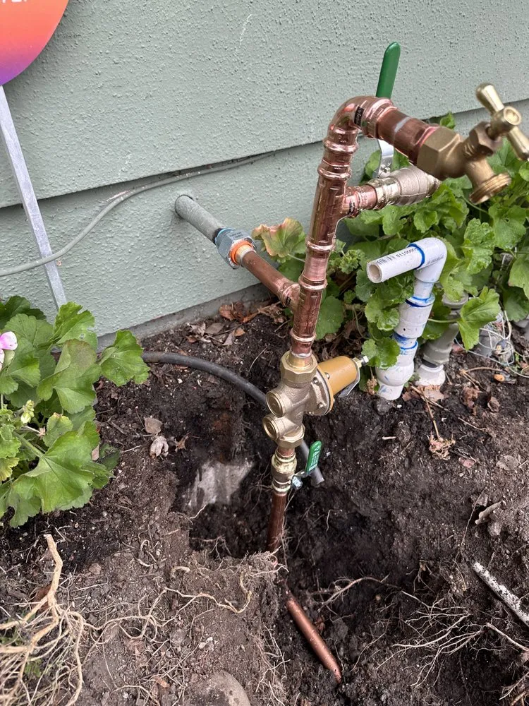 Slide of Vic's Handy Plumbing