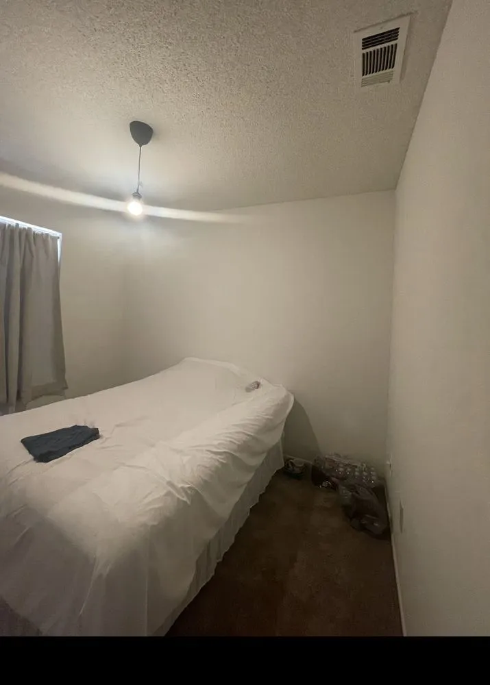 Slide of Vic’s Handyman Services