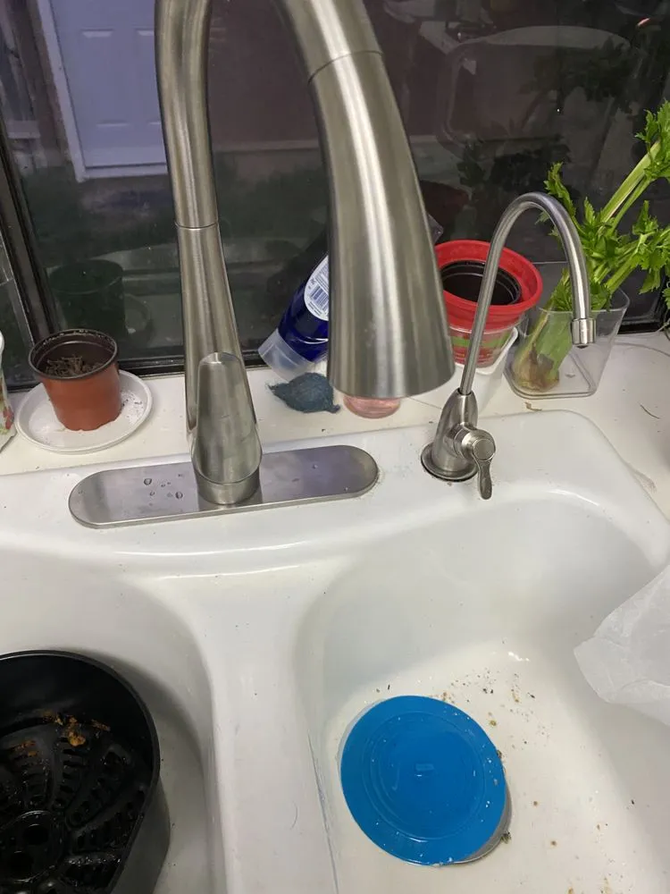 Trusted water heater service service in Fontana, CA - Vic’s Handyman Services