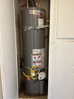 Victoris Plumbing Logo