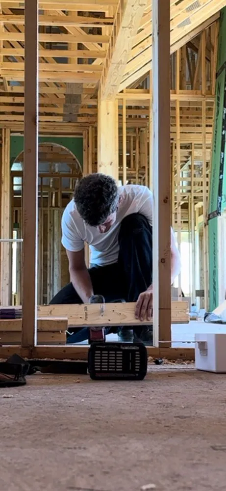 Slide of Vincent’s Handyman Service