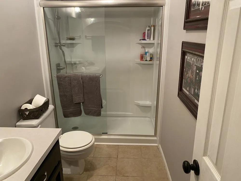 Slide of Vine's Home Improvement