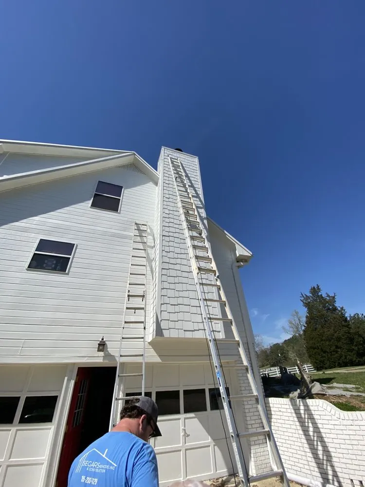 Slide of Vine's Home Improvement