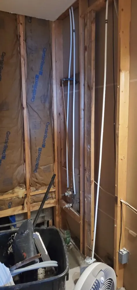 Slide of Vinnies Home Repairs Top To Bottom