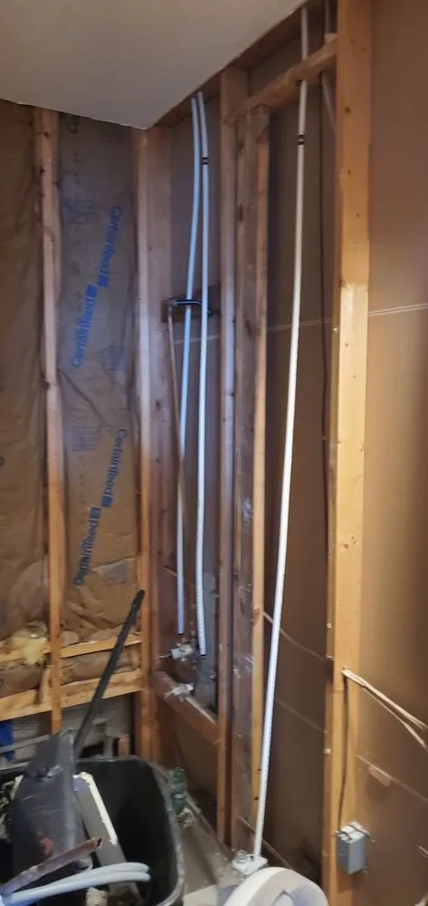 Slide of Vinnies Home Repairs Top To Bottom