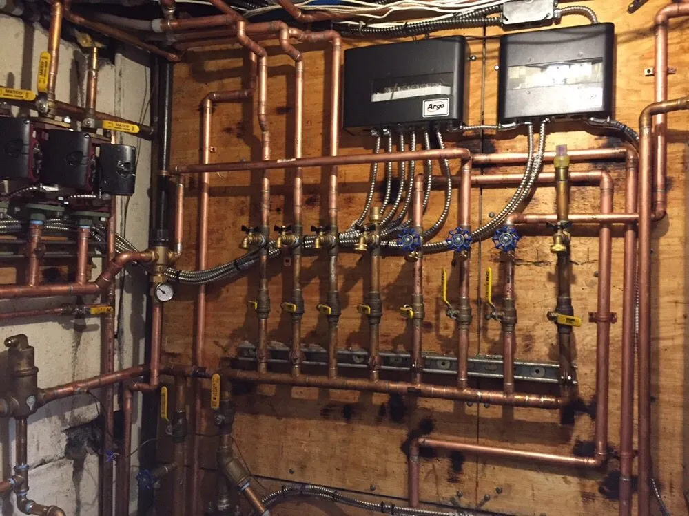 Slide of Vinny's Pipe Repair & Drain Cleaning