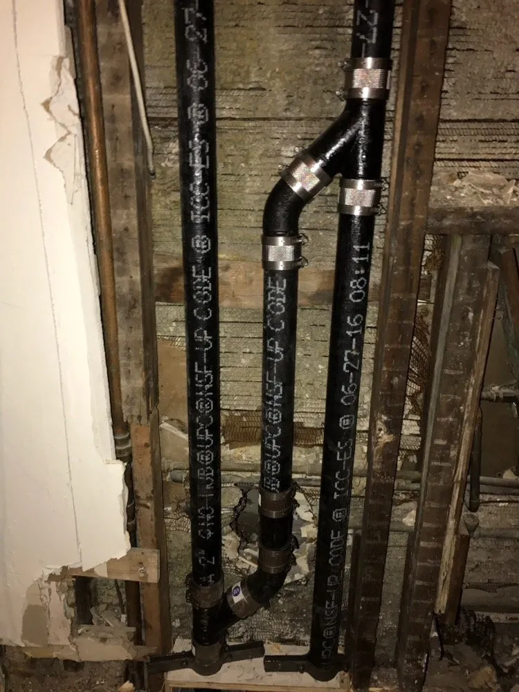 Slide of Vinny's Pipe Repair & Drain Cleaning