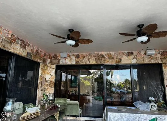 Vitalii Handyman Logo