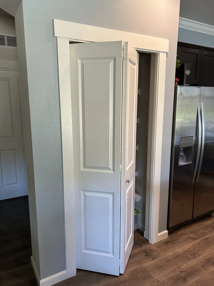 Slide of Vitalii Handyman