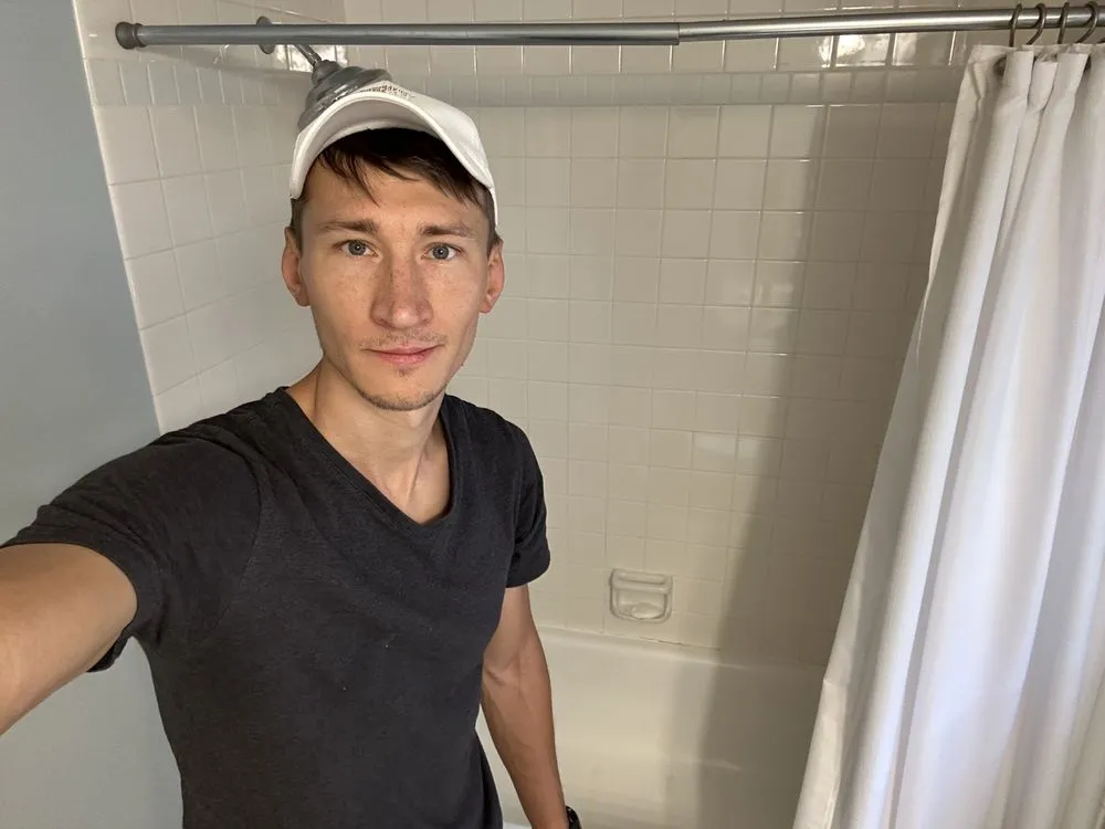 Slide of Vitalii Handyman