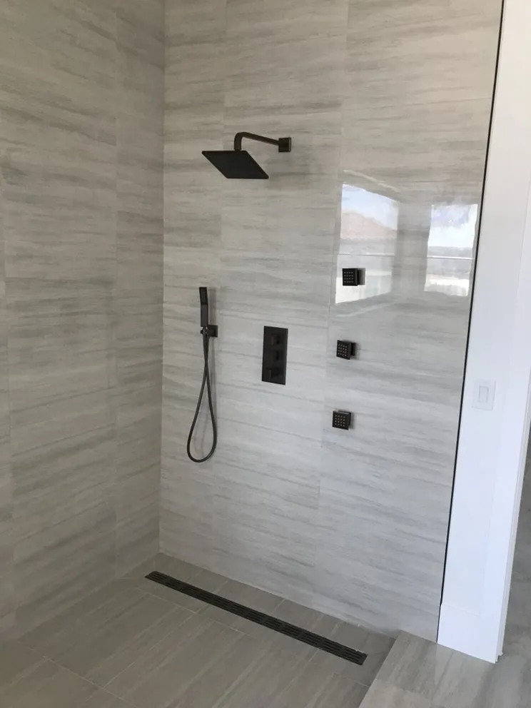 Slide of VK Plumbing