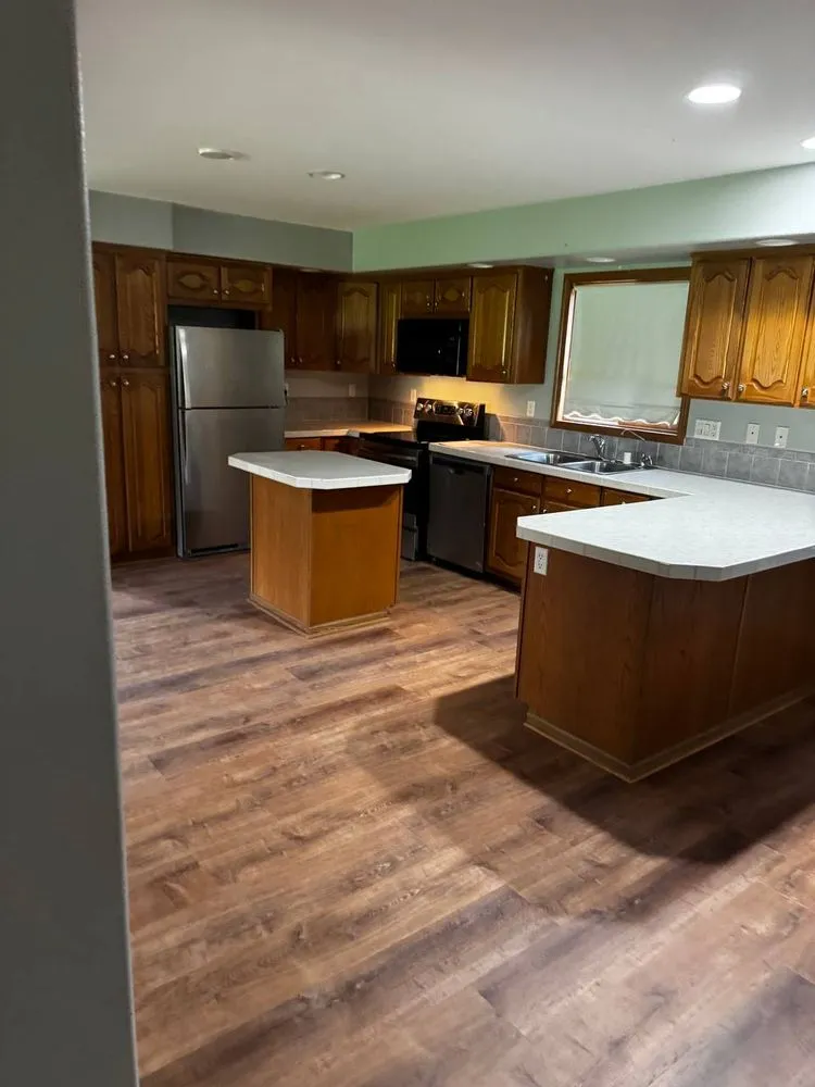 Slide of V&M Solutions Pro