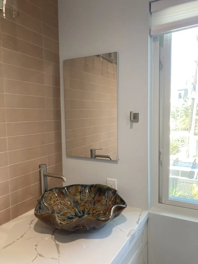 Slide of Voila Handyman