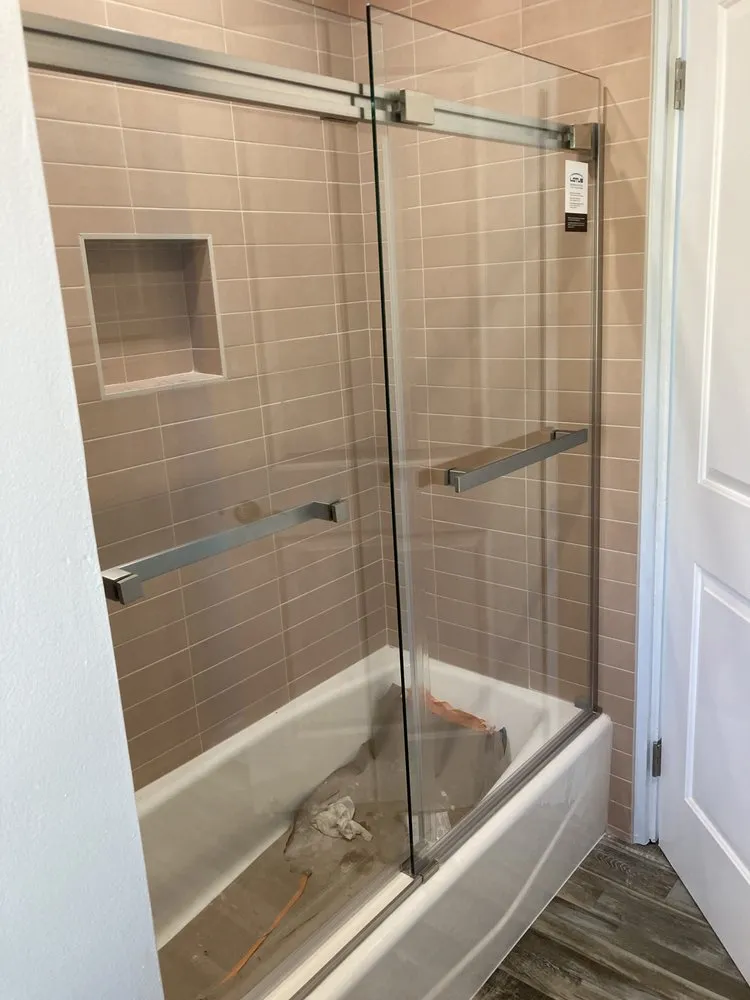 Slide of Voila Handyman