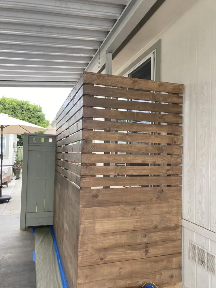 Slide of Voila Handyman