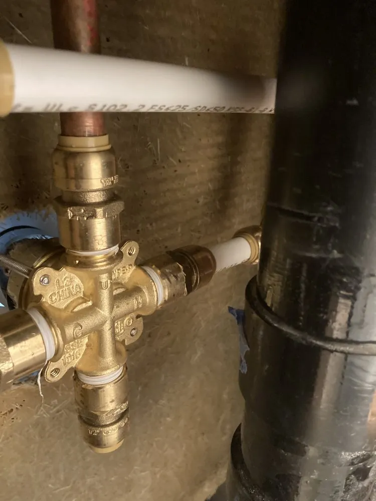 Slide of Voila Handyman