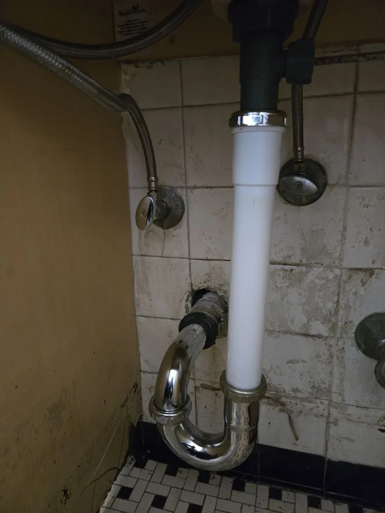 Slide of Volodymyr Plumber Handyman