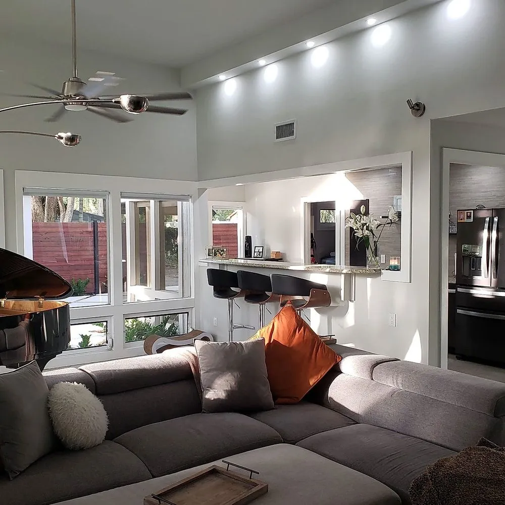 Slide of Volonnino Construction