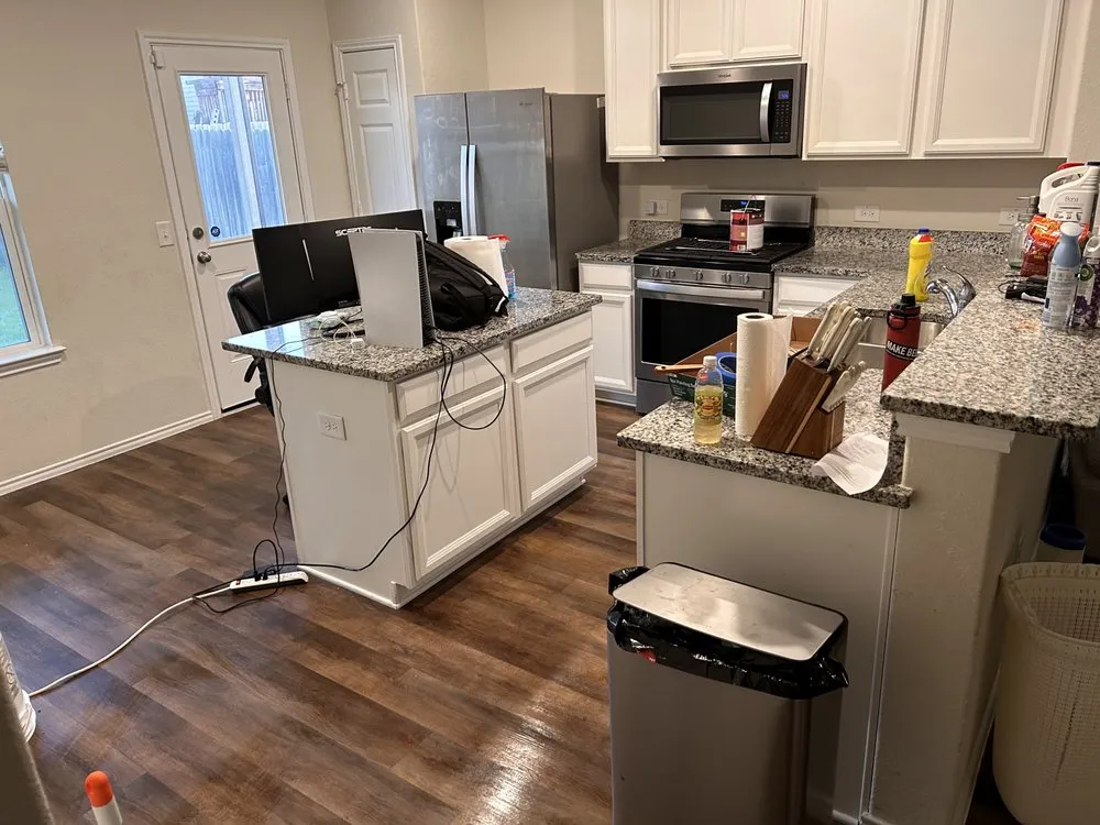 Slide of Von B Home Services