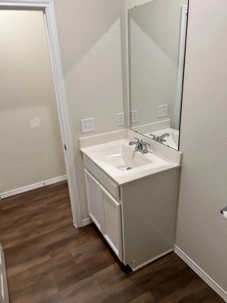 Slide of Von B Home Services