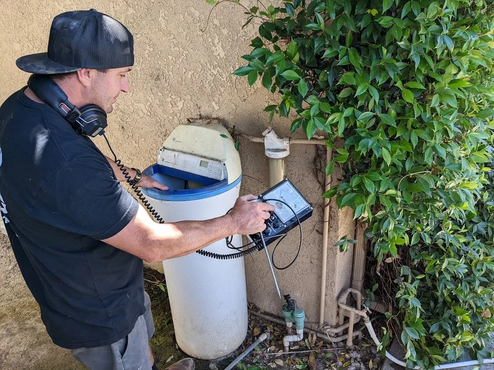 Slide of Von’s Plumbing