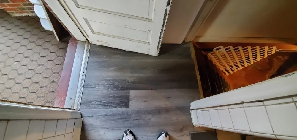 Slide of Voyager Handyman