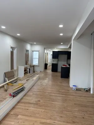 Vullo Construction Logo