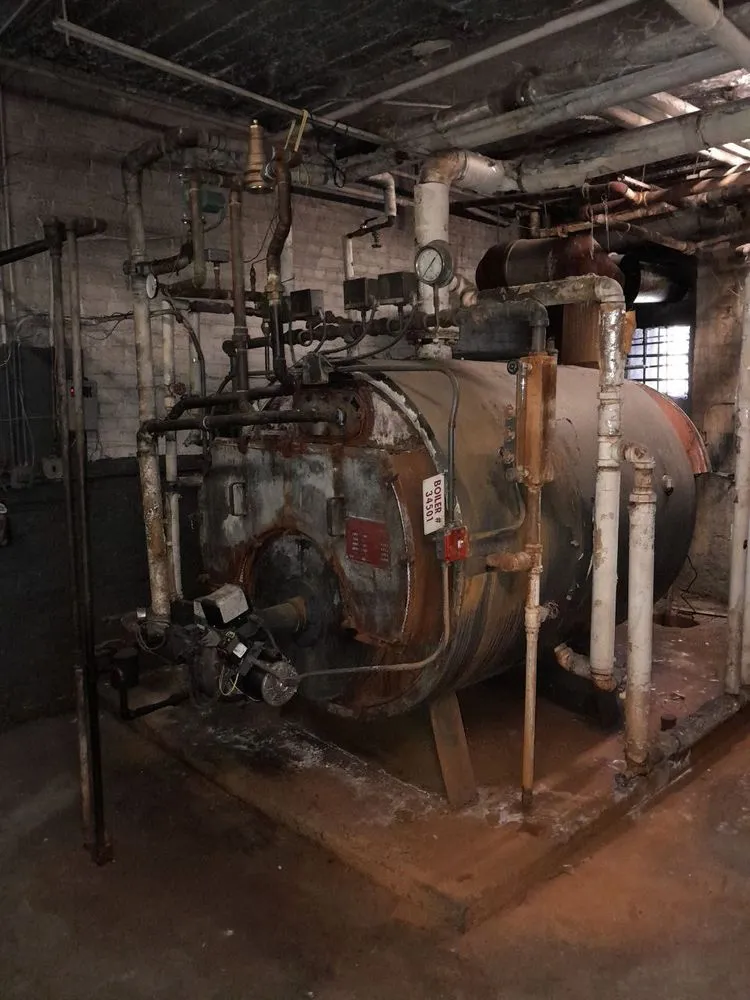 Professional water heater service for homes in St. Cloud, FL by VV Express Plumbers