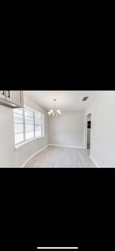 Slide of V&V Home Renovations