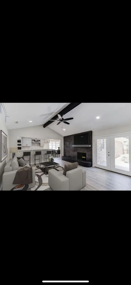 Slide of V&V Home Renovations