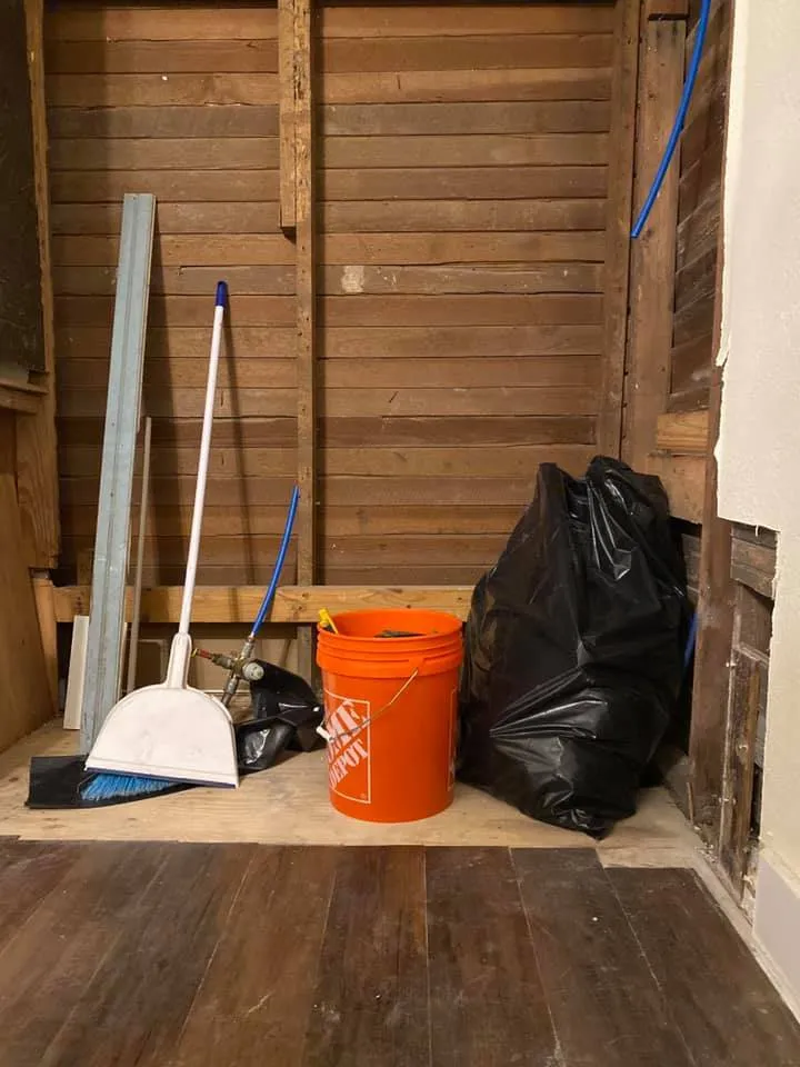 Slide of W Moerbe Construction Services