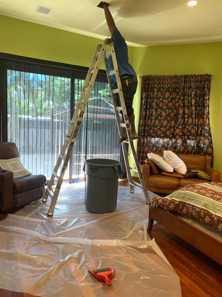 Expert drain cleaning for homes in Honolulu, HI by Waialae Plumbing & Construction