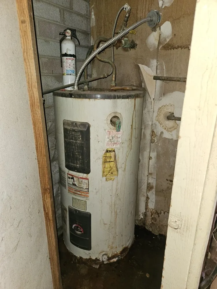 Slide of Water Heater Peter