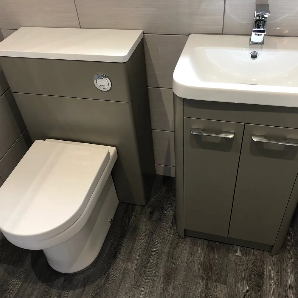 Slide of Waukegan Rd Emergency Plumber