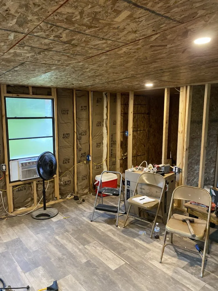 Slide of Wayne Morgan house leveling, and foundation work