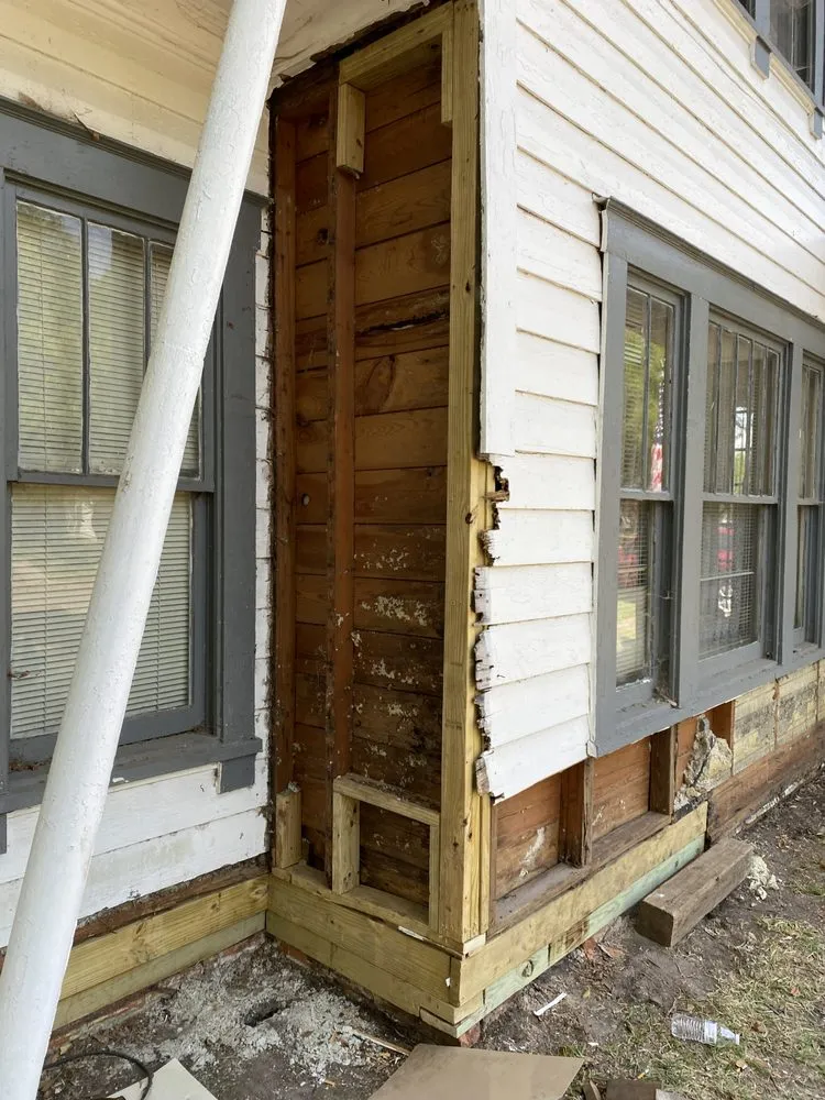 Slide of Wayne Morgan house leveling, and foundation work