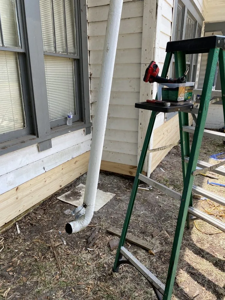 Slide of Wayne Morgan house leveling, and foundation work