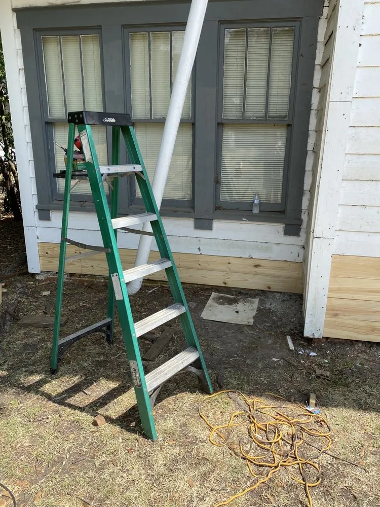 Slide of Wayne Morgan house leveling, and foundation work