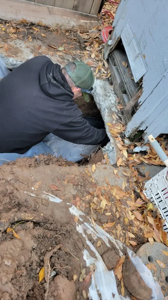 Slide of WDLD Water Heater & Plumbing