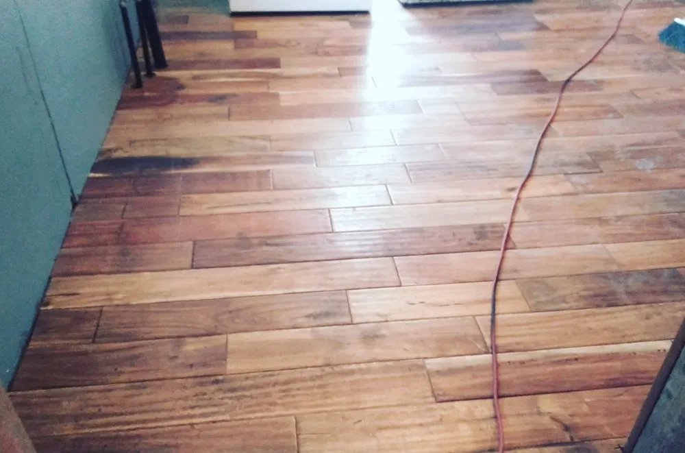 Slide of WDT Handyman & Home Maintenance