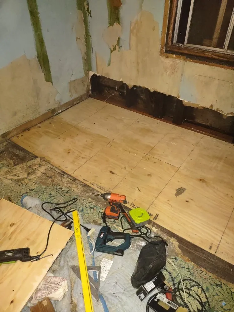 Slide of We Can Fix It Handyman Service