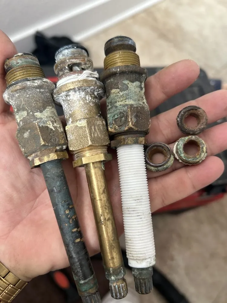 Slide of We Fix Plumbing