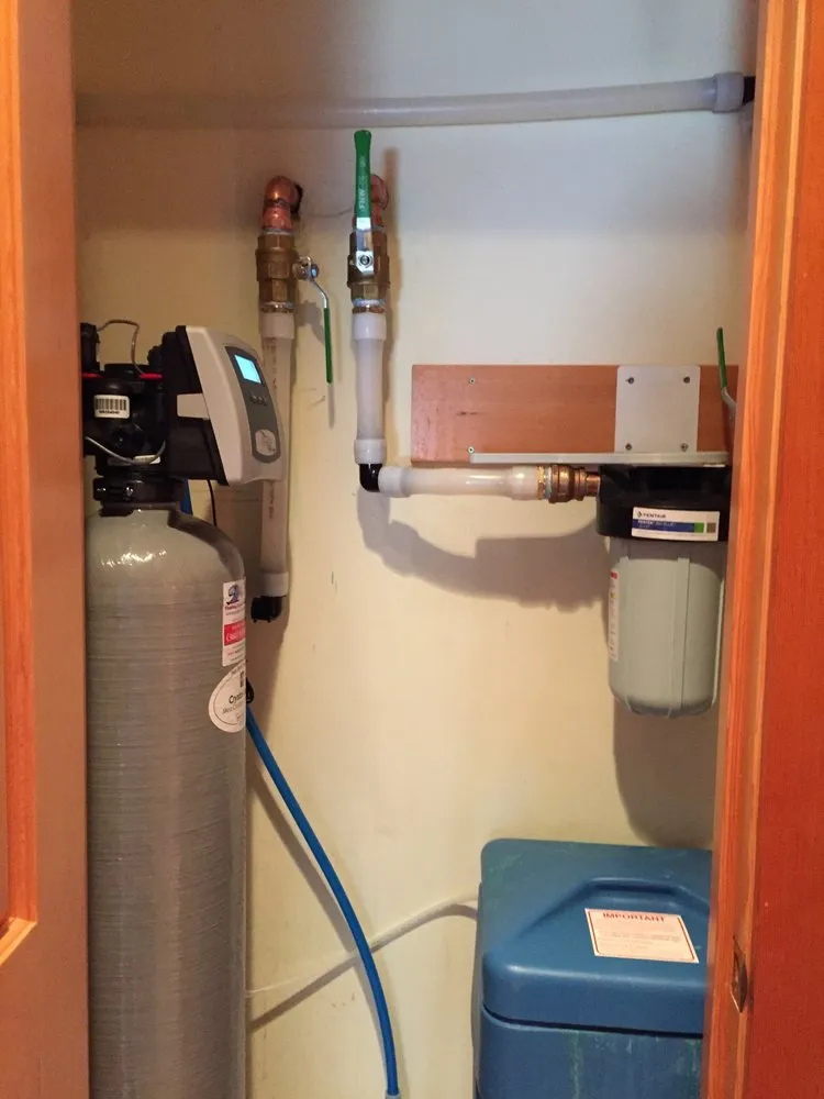 Slide of West Coast Plumbing Pumps & Filtration